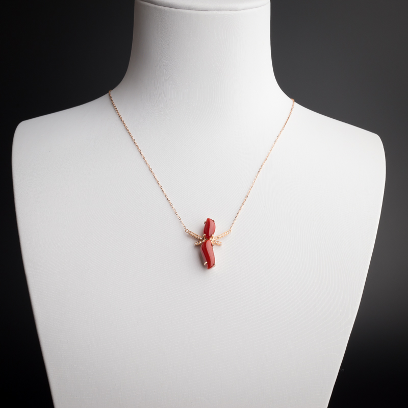 18K金镶钻日本天然阿卡红珊瑚锁骨链-红掌柜