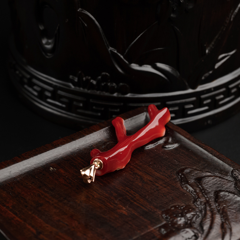 18K金镶钻阿卡红珊瑚吊坠-红掌柜