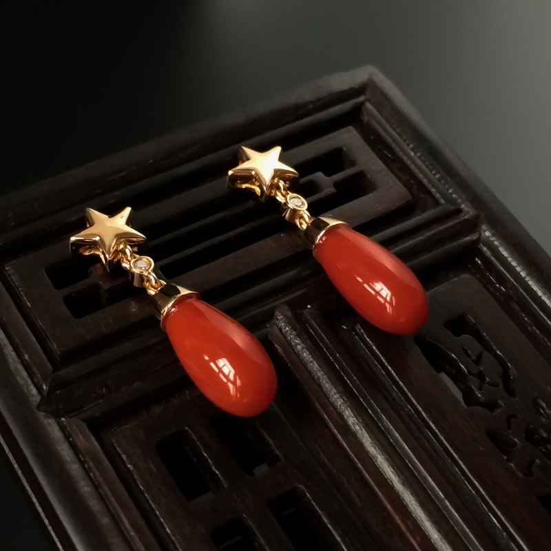 天然18K金沙丁红珊瑚耳钉 - 红掌柜
