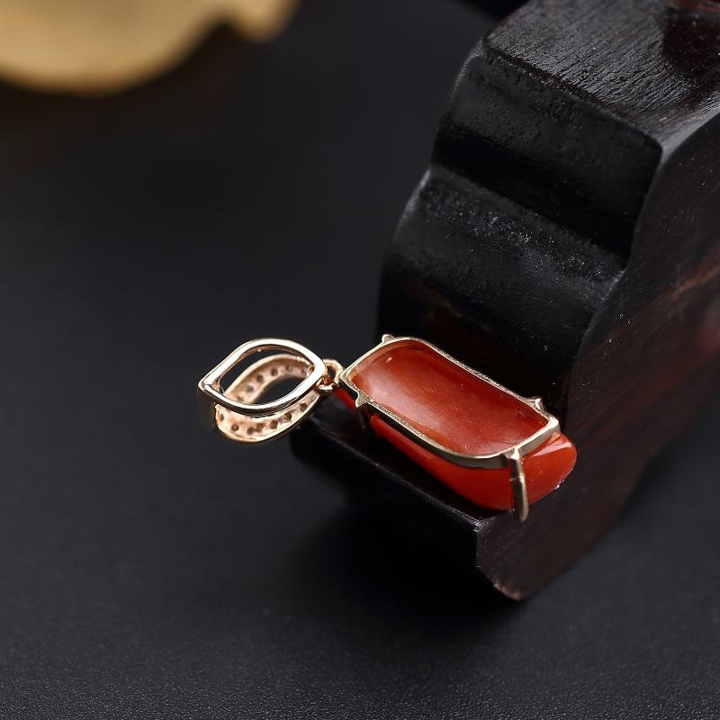 牛血红红珊瑚吊坠-红掌柜