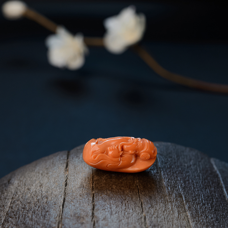 MOMO珊瑚财神吊坠 - 红掌柜