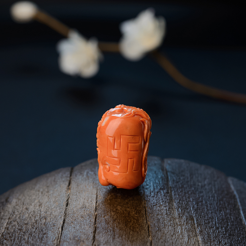 台湾天然MOMO珊瑚吊坠 - 红掌柜