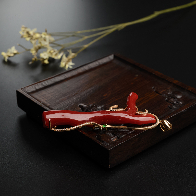 红珊瑚树枝吊坠-红掌柜