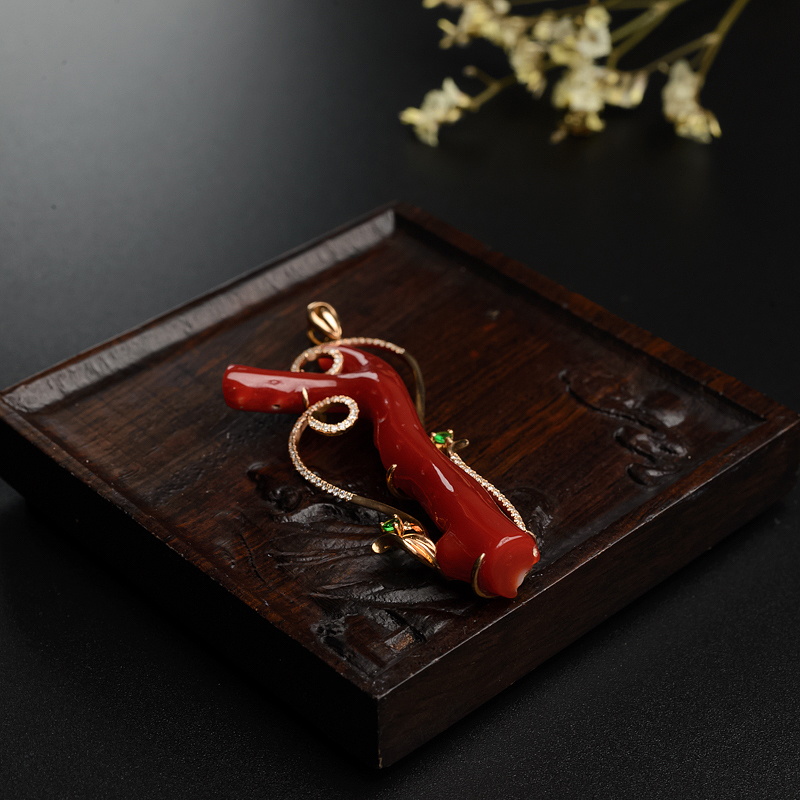 天然阿卡红珊瑚树枝吊坠-红掌柜