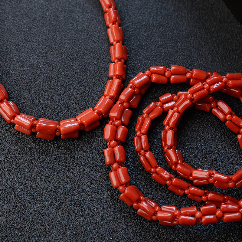 意大利天然沙丁珊瑚三角套链-红掌柜