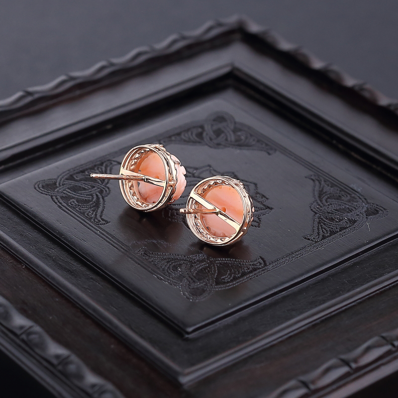 18K金镶钻天然粉色珊瑚耳钉-红掌柜