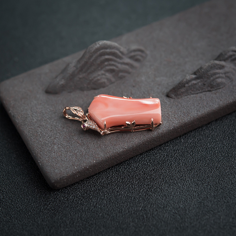 天然深水粉色珊瑚吊坠-红掌柜