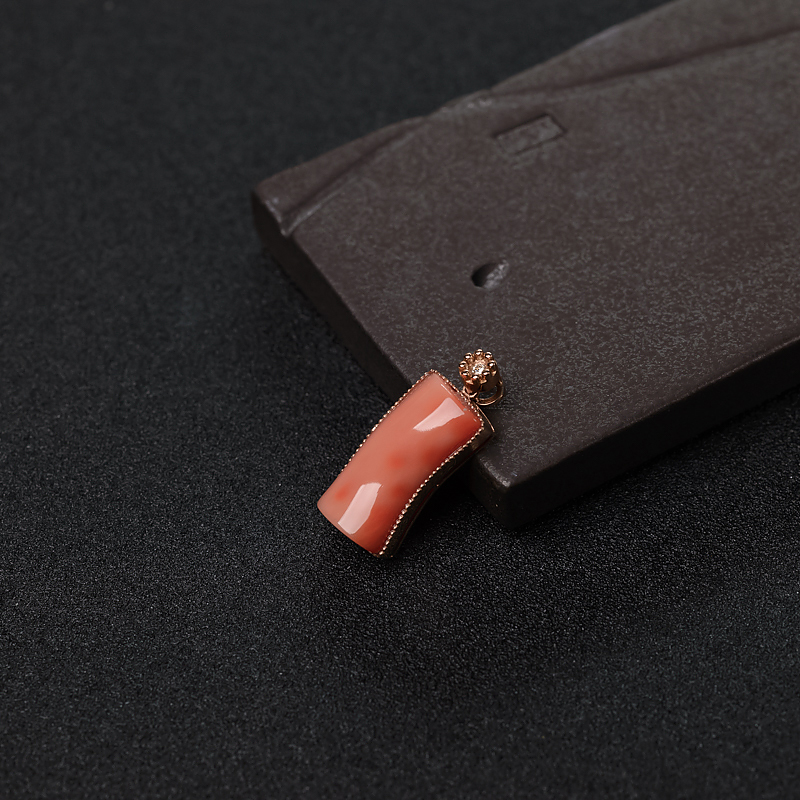 金镶钻MISU粉红珊瑚吊坠-红掌柜