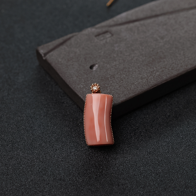 18K金镶钻MISU粉红珊瑚吊坠-红掌柜