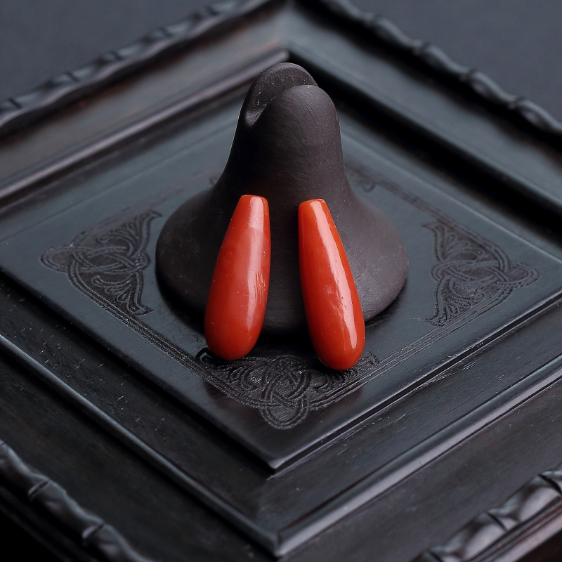 缅甸天然沙丁朱红珊瑚水滴戒面-红掌柜