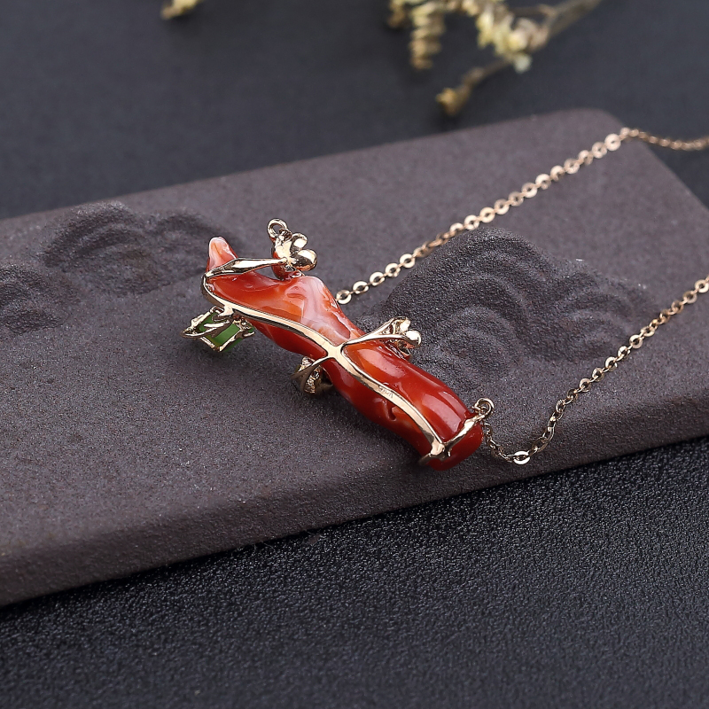 18K金镶钻天然正红珊瑚锁骨链-红掌柜