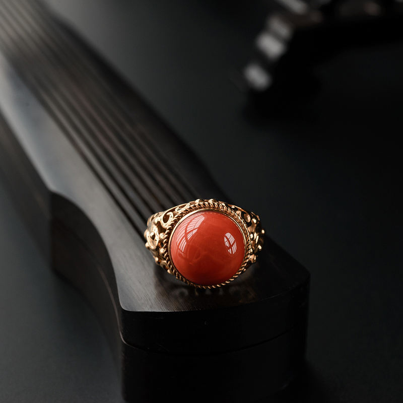 18K金镶台湾天然momo珊瑚男士戒指=红掌柜