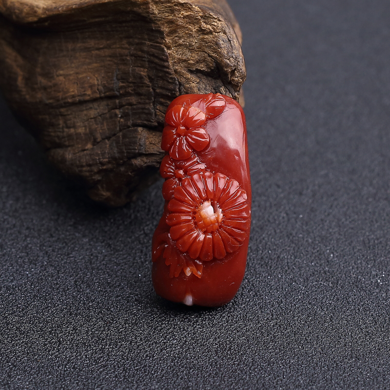 日本天然阿卡深红珊瑚菊花吊坠-红掌柜