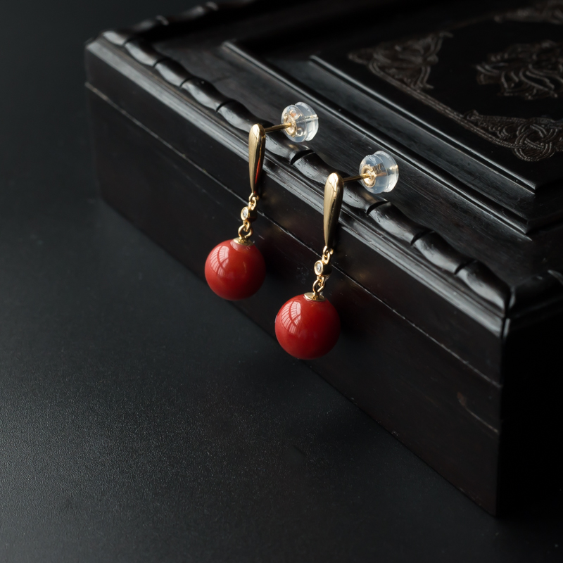 意大利沙丁珊瑚圆珠耳钉 - 红掌柜