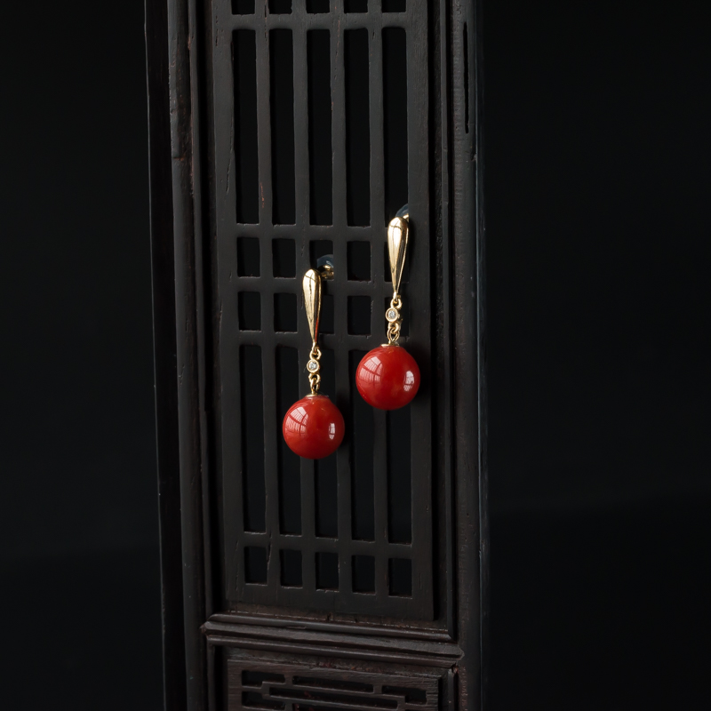 意大利天然18K镶沙丁珊瑚圆珠耳钉 - 红掌柜