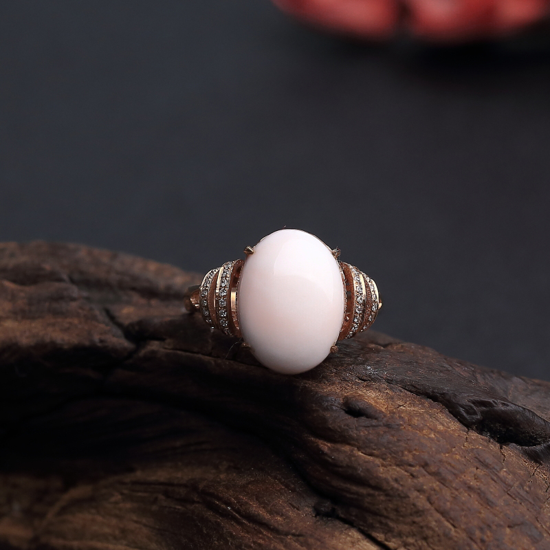 18K金镶钻台湾天然misu粉红珊瑚戒指 - 红掌柜