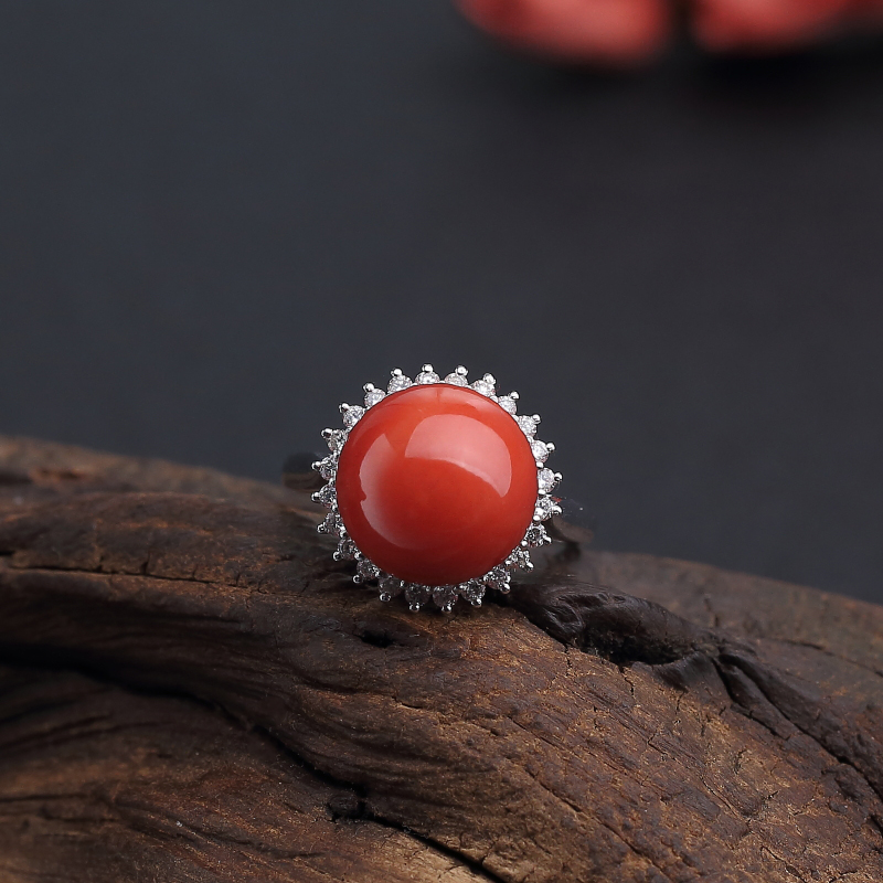 18K金镶钻意大利天然沙丁橘红珊瑚戒指 - 红掌柜