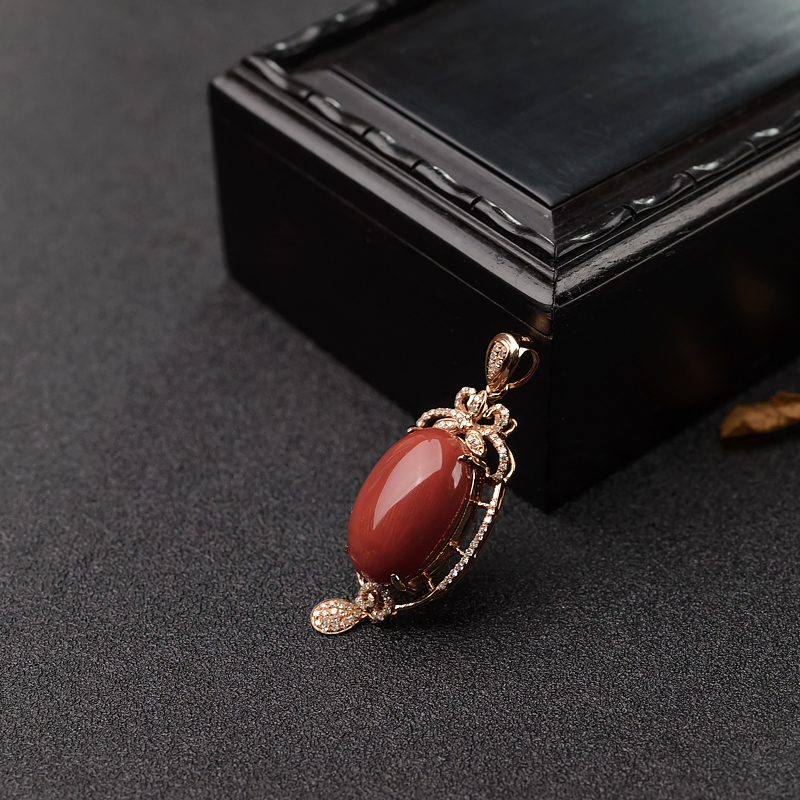 金镶钻沙丁正红珊瑚吊坠-红掌柜