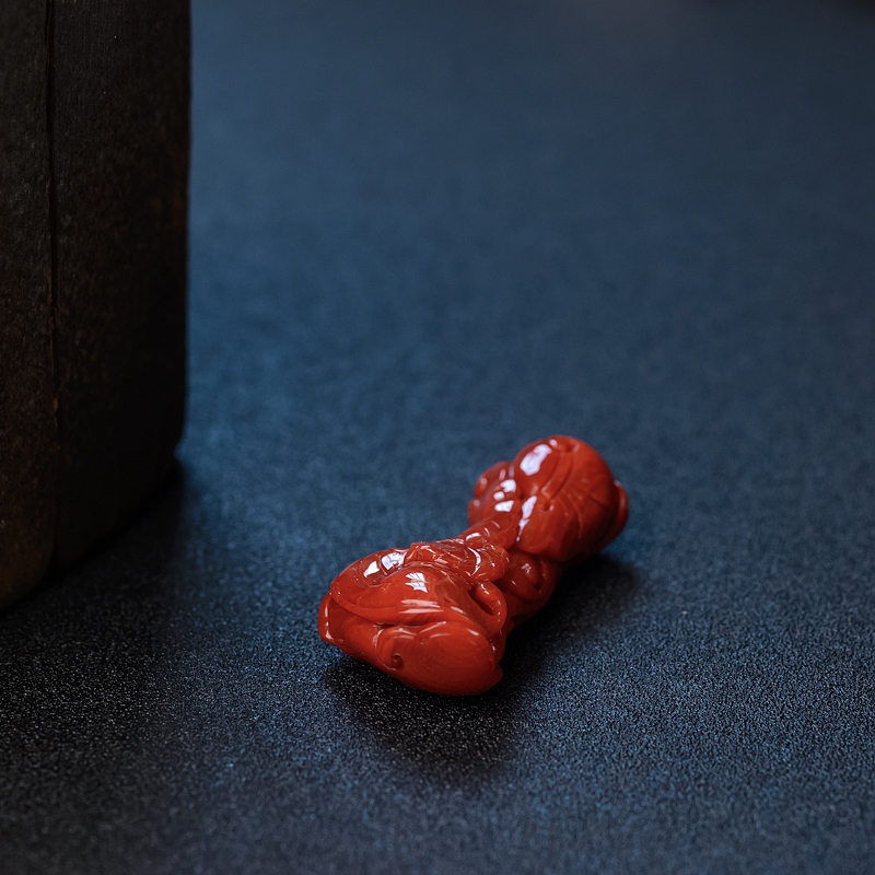 日本天然阿卡珊瑚吊坠-红掌柜