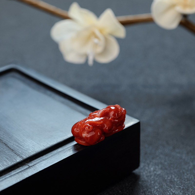 阿卡珊瑚貔貅吊坠 - 红掌柜