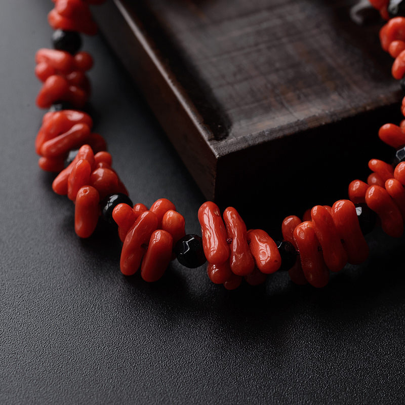 沙丁珊瑚编织随形手链 - 红掌柜