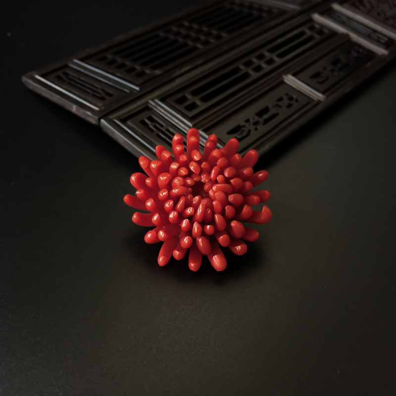 沙丁红珊瑚拼接菊花戒面-红掌柜