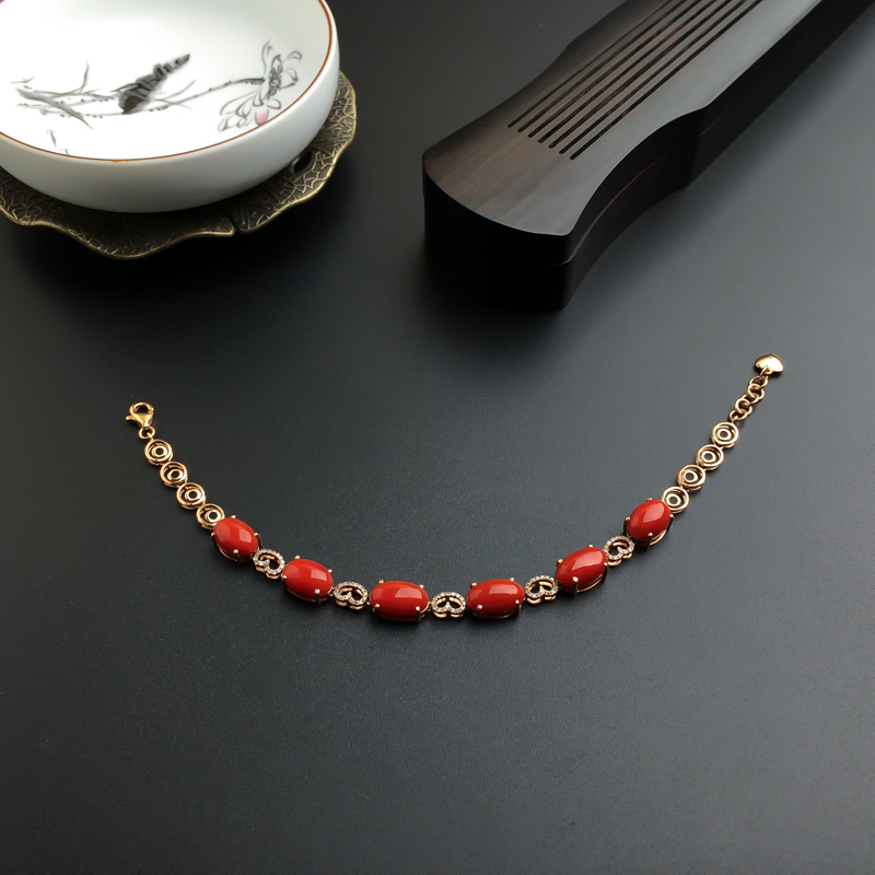 18K金镶钻意大利天然沙丁红珊瑚手链-红掌柜