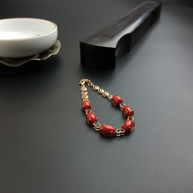 18K金镶钻意大利沙丁红珊瑚手链-红掌柜