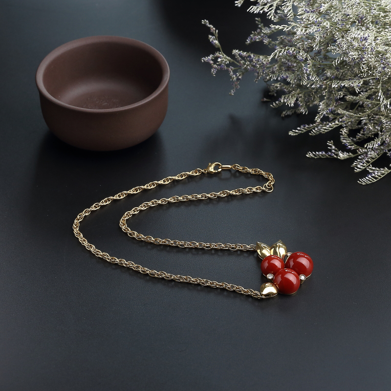 18K金镶钻日本阿卡红珊瑚项链-红掌柜