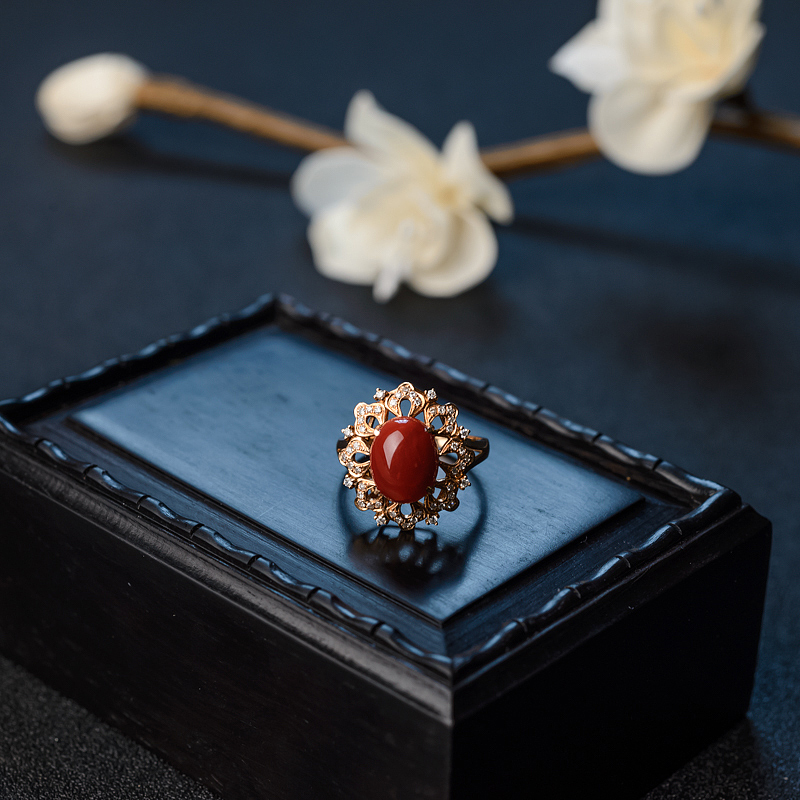 18K金镶意大利天然沙丁珊瑚戒指 - 红掌柜