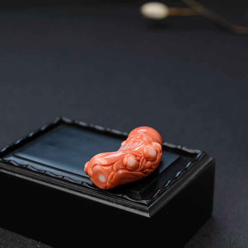 MOMO珊瑚吊坠-红掌柜