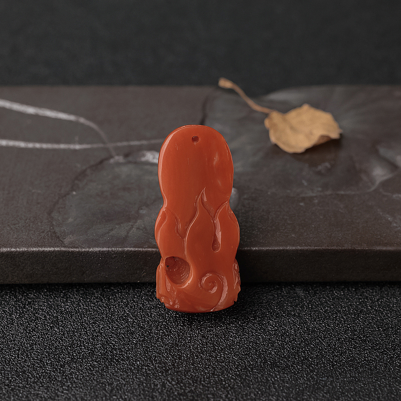 MOMO橘色珊瑚吊坠-红掌柜