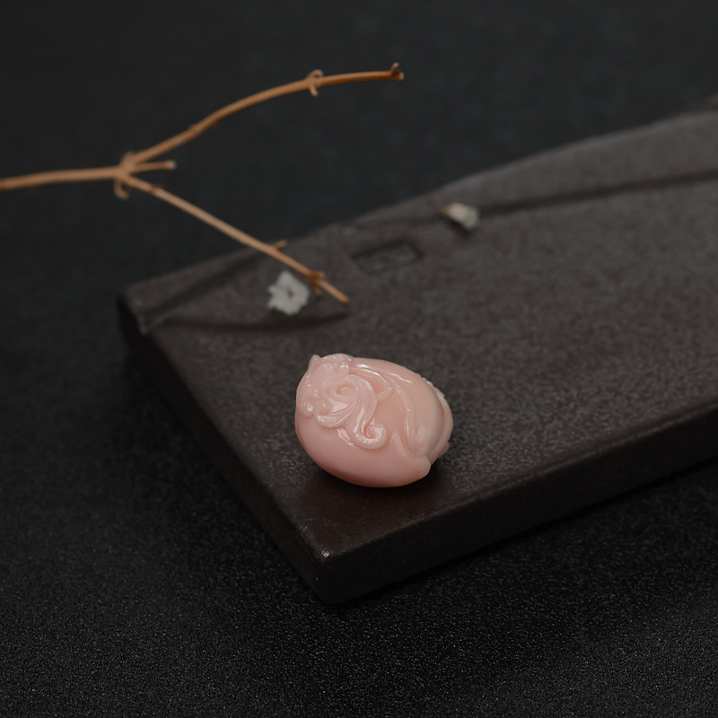 MISU粉色珊瑚吊坠-红掌柜