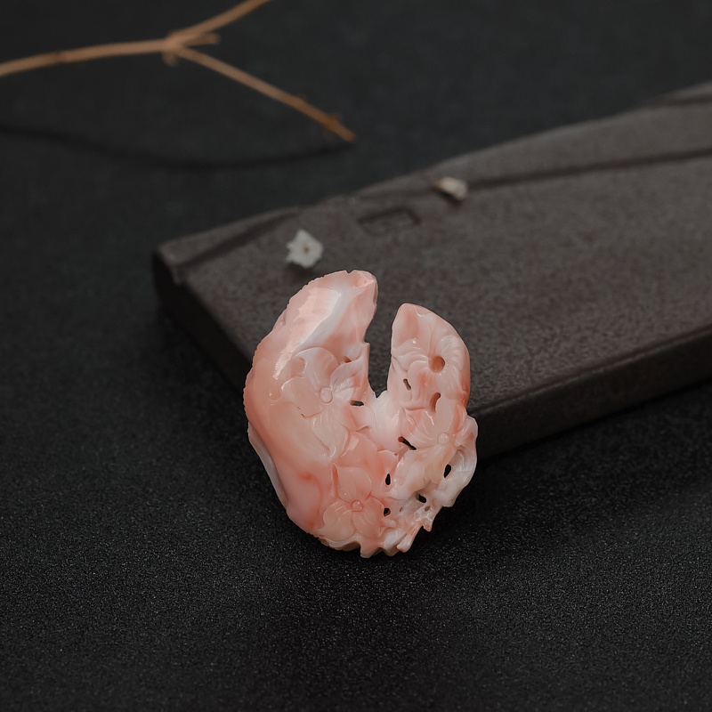 MISU粉色珊花吊坠-红掌柜