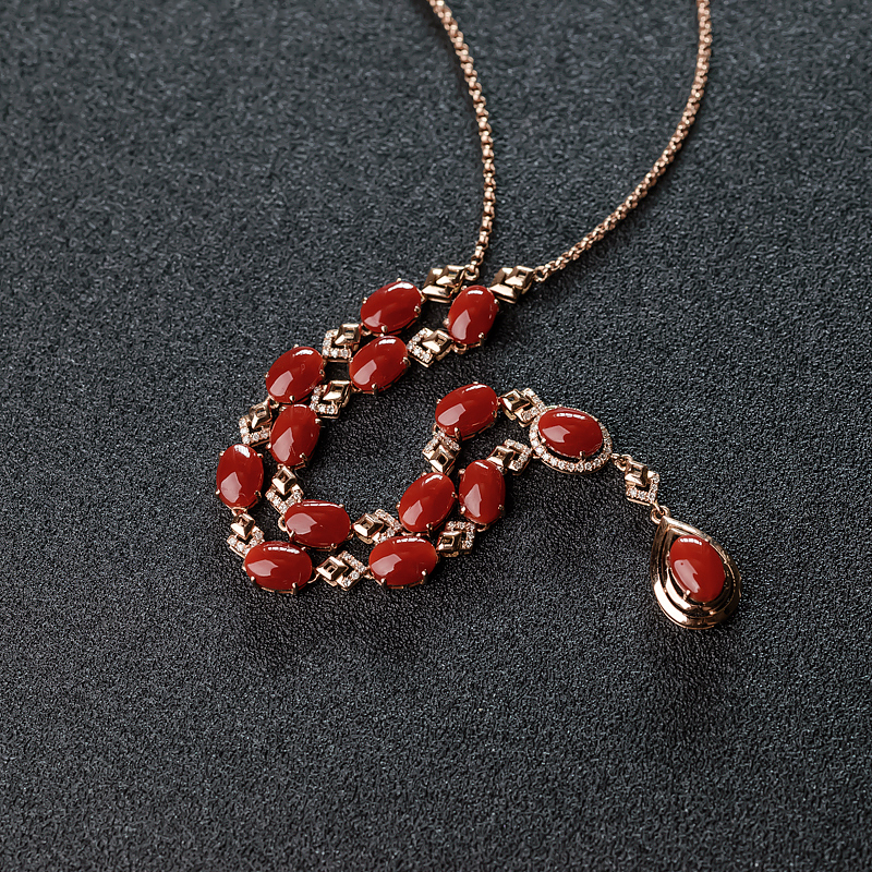 18K金镶钻日本天然阿卡珊瑚项链-红掌柜