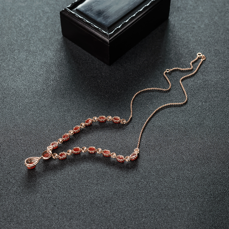 18K金镶钻日本阿卡正红珊瑚项链-红掌柜