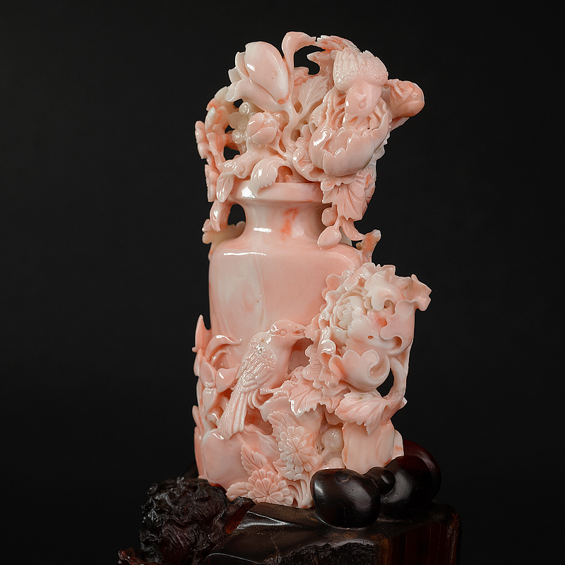 天然粉色珊瑚镂雕花瓶摆件-红掌柜