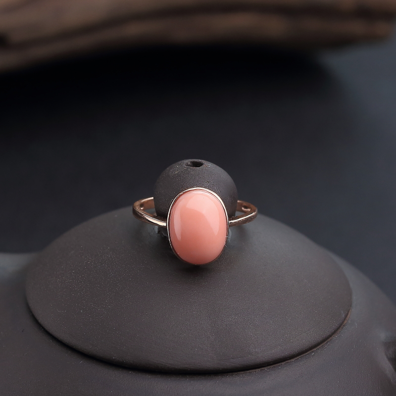 18K金镶深水粉色珊瑚戒指-红掌柜