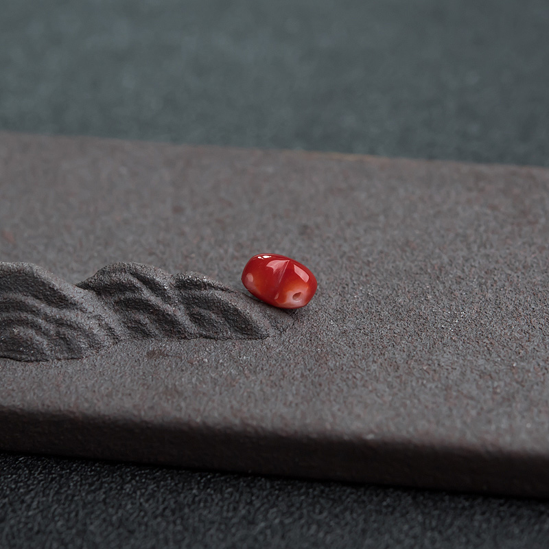 深红珊瑚心形戒面-红掌柜