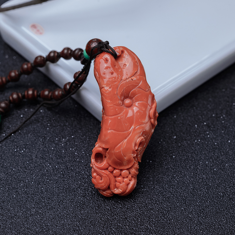 MOMO橘红珊瑚手把件-红掌柜