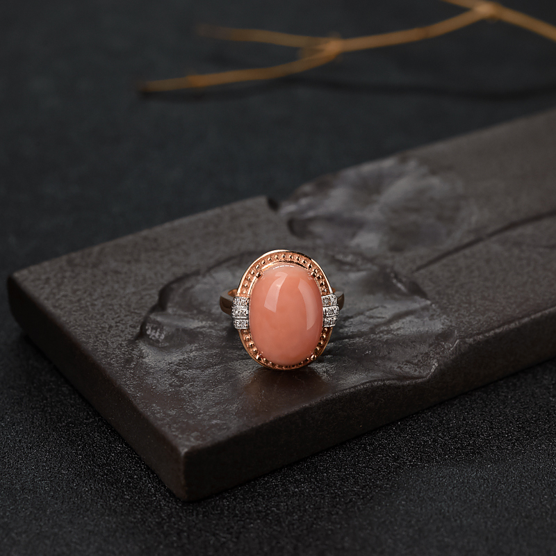 18K金镶钻深水粉色珊瑚戒指-红掌柜
