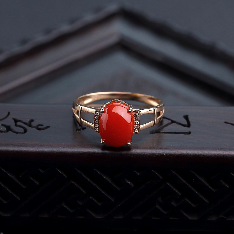 18K金镶钻日本天然阿卡朱红珊瑚戒指-红掌柜