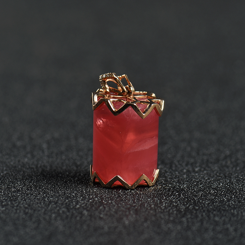 巴西天然极品红纹石柱形吊坠 - 红掌柜