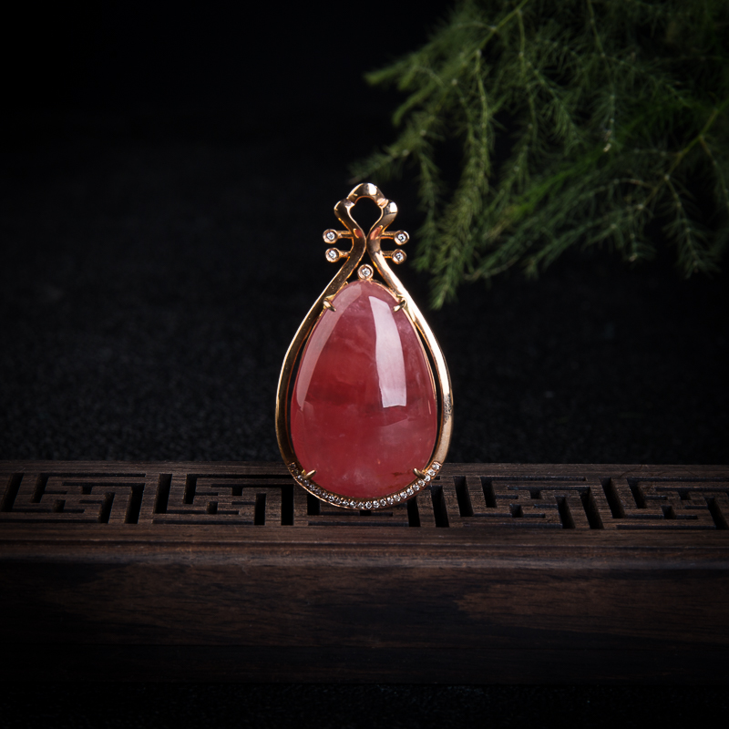 18K红纹石水滴吊坠-红掌柜
