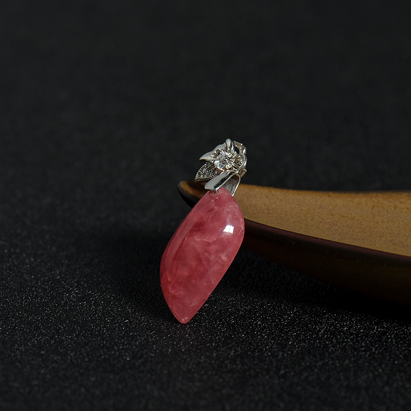 红纹石随形吊坠-红掌柜