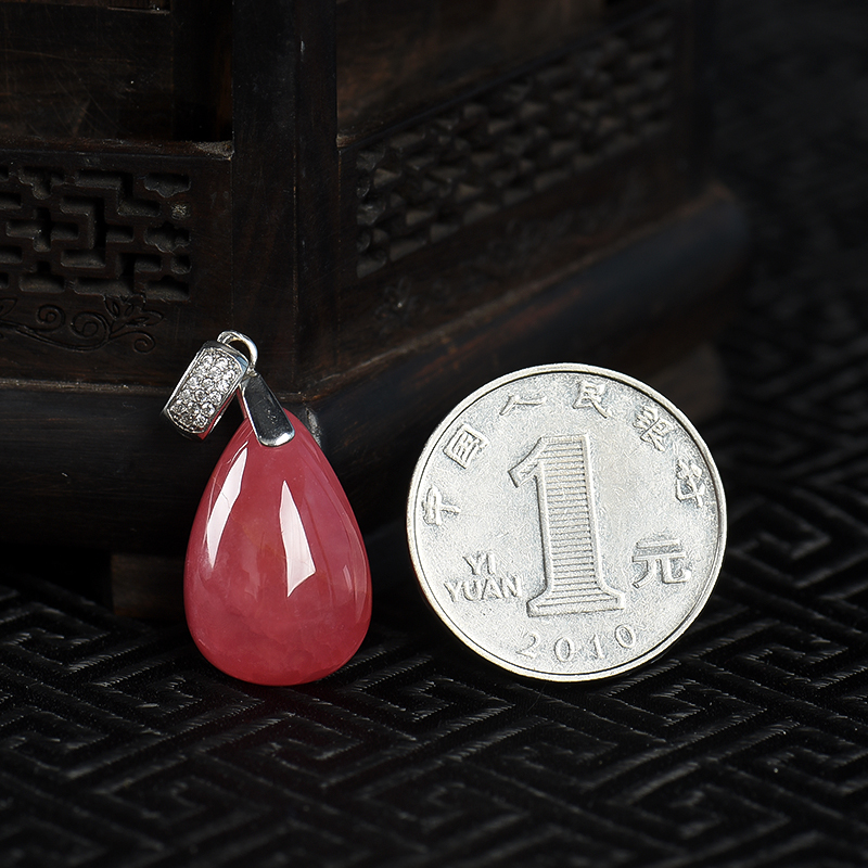 阿根廷天然红纹石随形吊坠-红掌柜