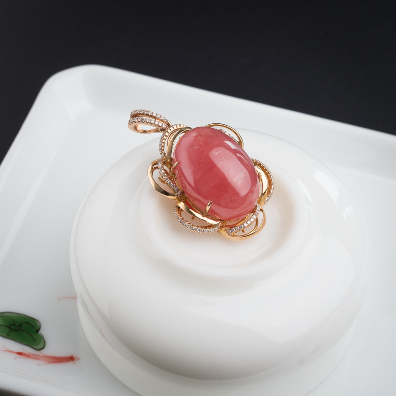 K金镶钻马达加斯加天然红纹石吊坠 - 红掌柜