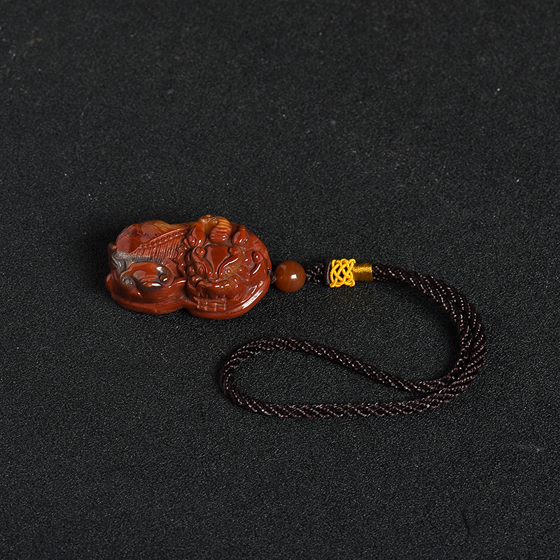 黄龙玉貔貅手把件 - 红掌柜