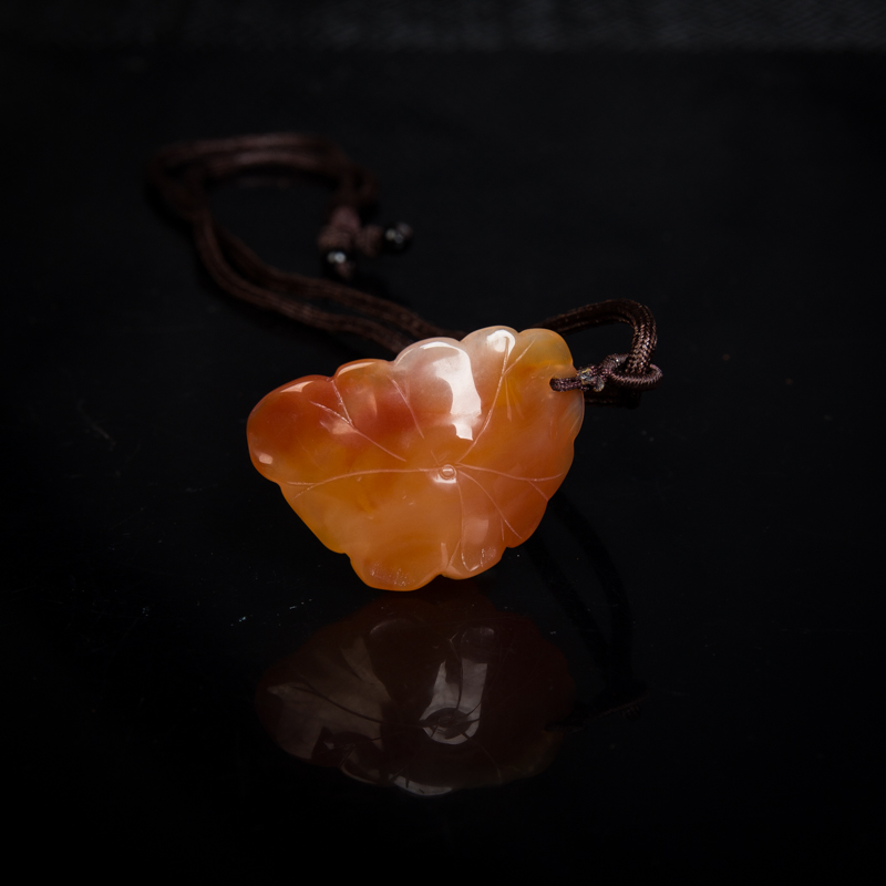 黄龙玉金玉满堂吊坠-红掌柜