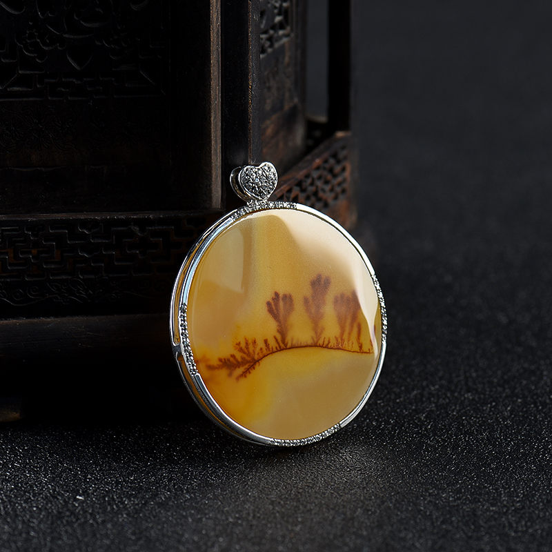 银镶山料黄龙玉吊坠-红掌柜